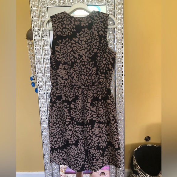 Loft Dress - Picture 2 of 6